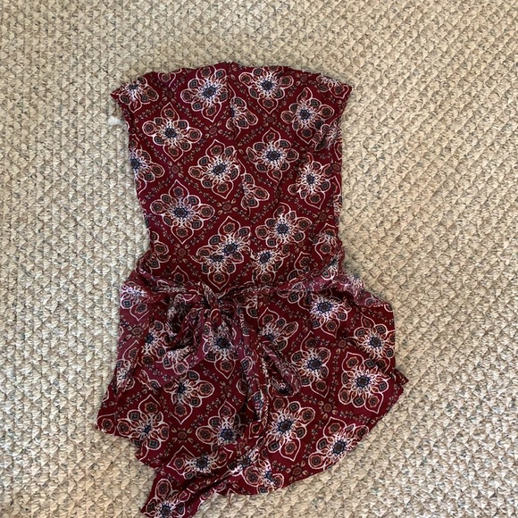 Into romper - Picture 4 of 6